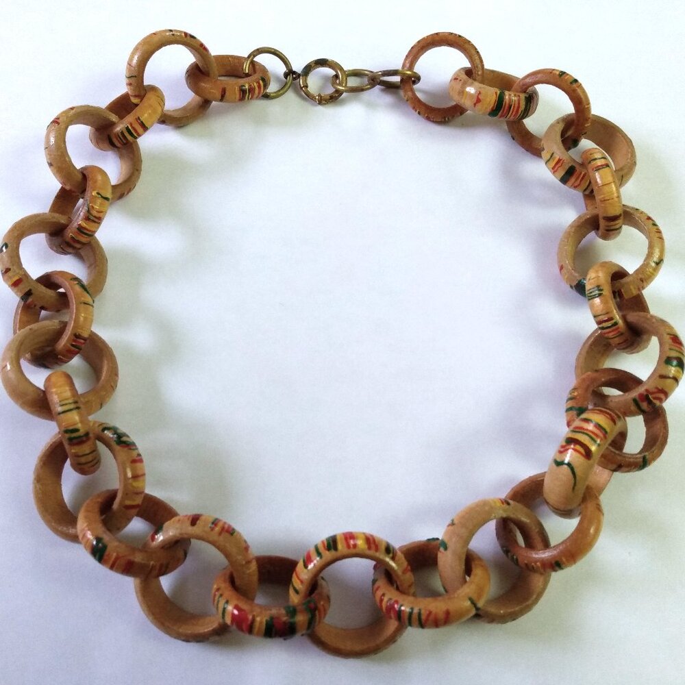 Vintage Wooden Link Ring Necklace Tropical Hand Painted Jewelry Antique Clasp